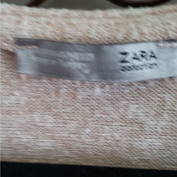 FINAL SALE🌷Zara V-neckline sweater with Lace hem detail. Size L - Picture 7 of 12